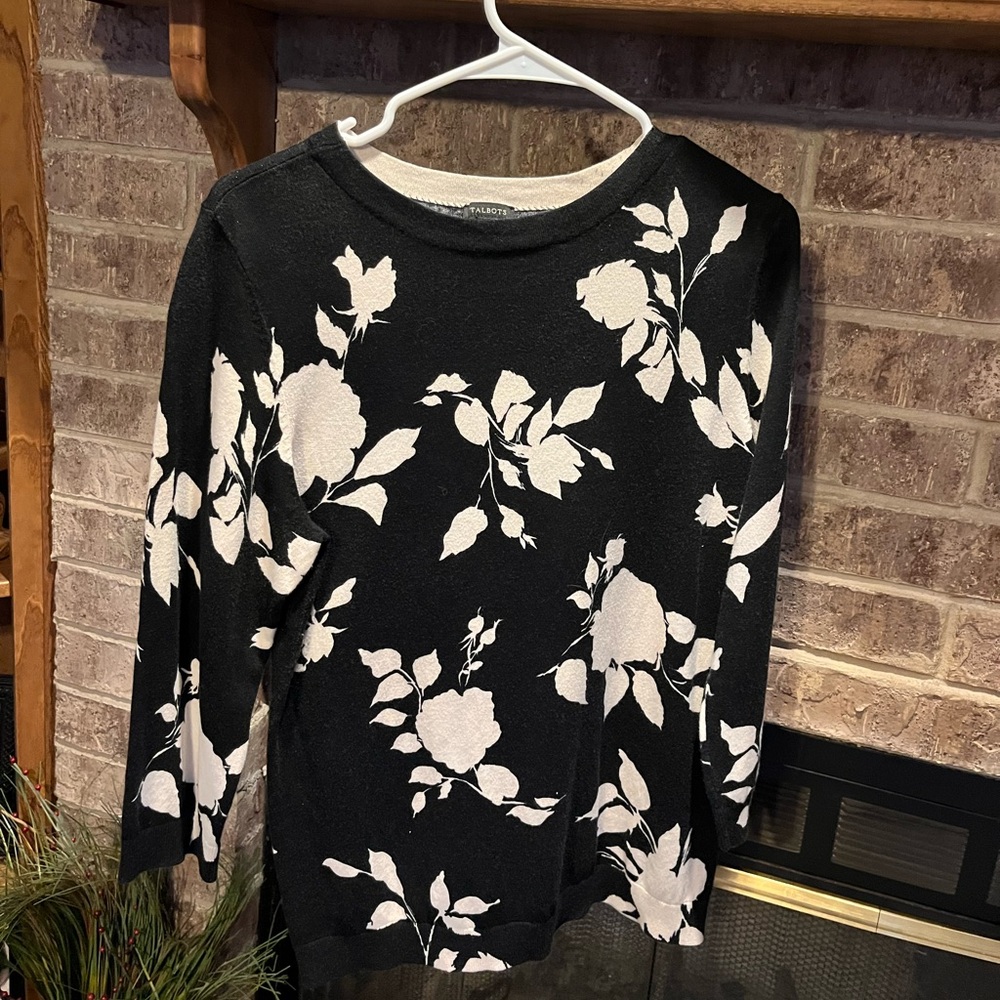 Talbots Black and Cream Knit Top